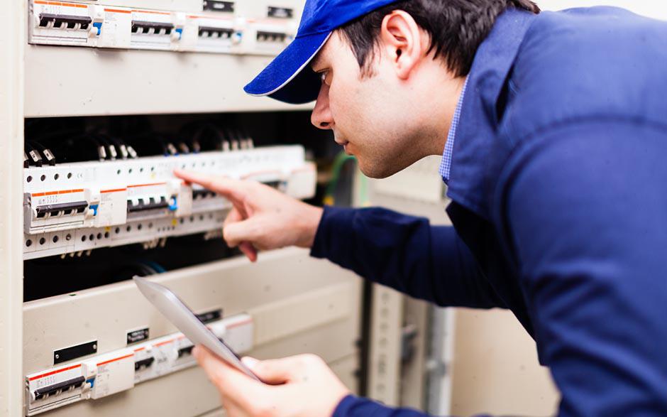 électricien urgence Égly